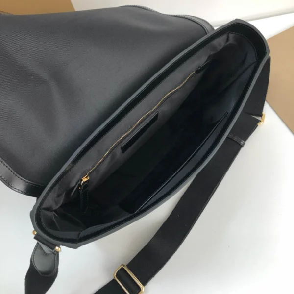 Backpack Size:32.7.25 Code:550678