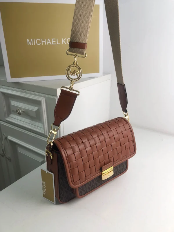 MK Bradshaw Model:2101 Size:24-8-16