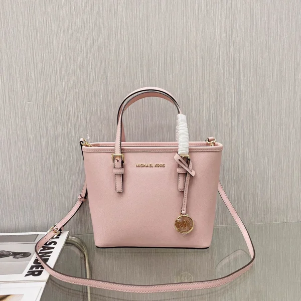 MK Length:22cm Height:19cm Width:10cm