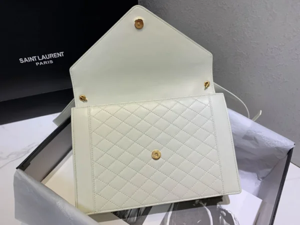 Model：668863 Size：26185cm