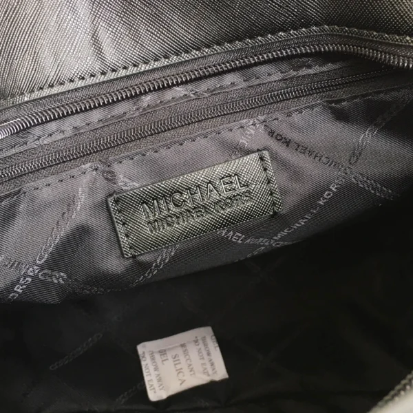 MK Clutch Model: 2031 Size: 25*12*24