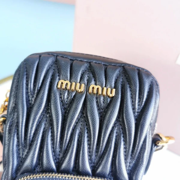 Miu Miu Long 115cm Chain shoulder strap size: 17, 2.5, 9