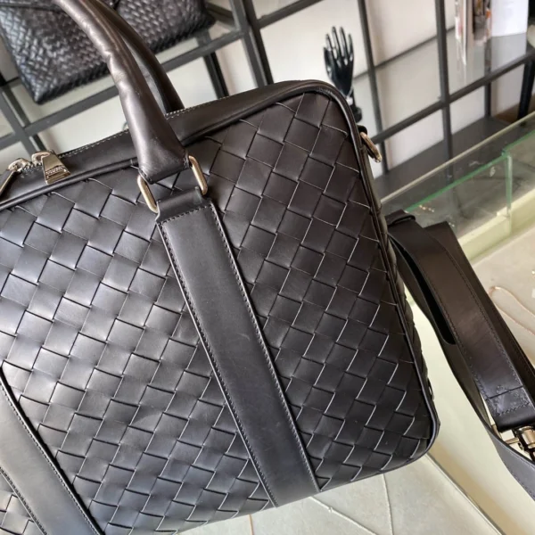 BV Bottega Veneta bag Size: 26x6cm Apricot