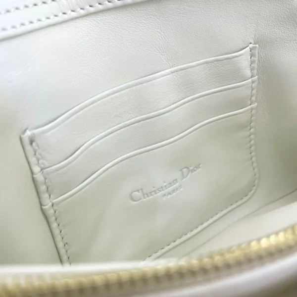 30 montaigne collection diamond rattan check