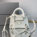 Balenciag* Neo Classic biker bag Size: 18