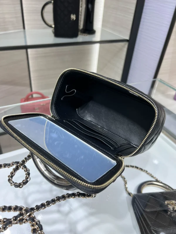 22A new rectangular box sheepskin series, portable diagonal bag, AP2846Y9700